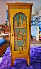 VINTAGE 70'S AVON CALIFORNIA PERFUME CO. WOODEN PERFUME , JEWELRY DISPLAY BOX