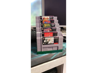 Super Nintendo SNES Display Riser Cartridge Game Stand Tiered Layered - Holds 6
