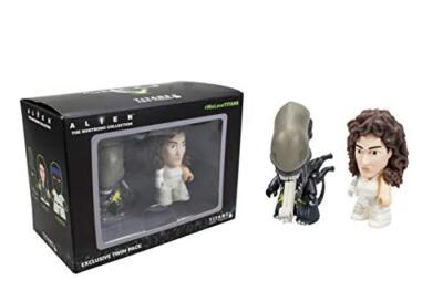 Alien Titans Ripley and Xenomorph 3-Inch Mini-Figure 2-Pack