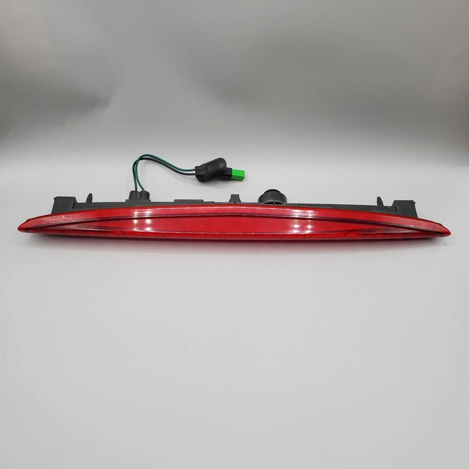 Acura MDX 2007-2013 luz de freno LED roja OEM alerón de montaje alto tercera luz trasera Foto 4 de 4