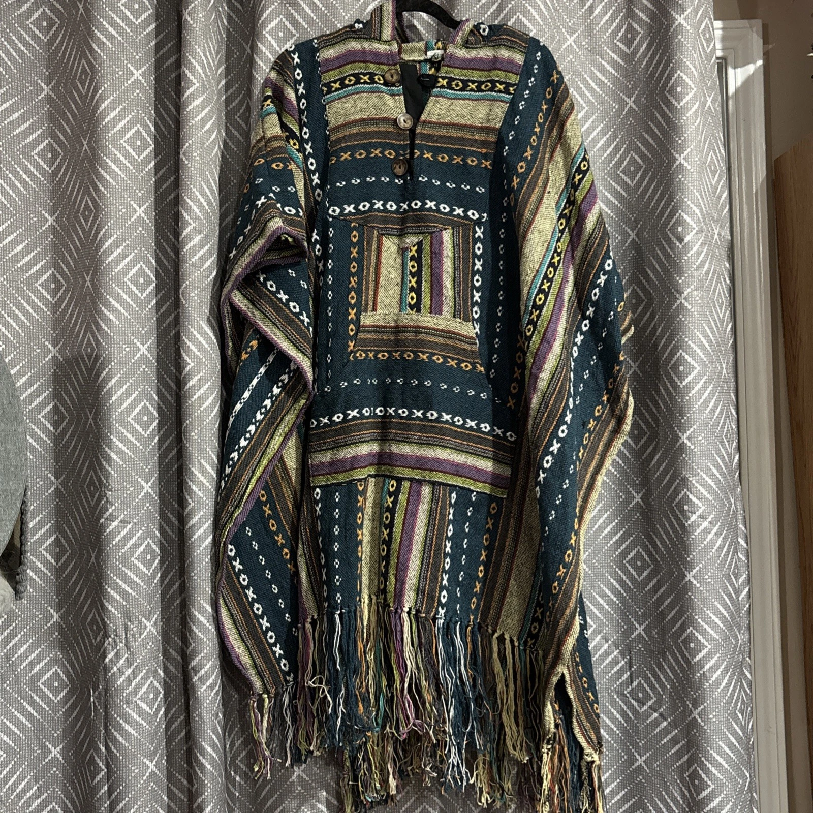 Cozy Handmade Poncho Hippie Boho Fun Unique Style Cotton Poncho One Size Hooded
Opens in a new windo