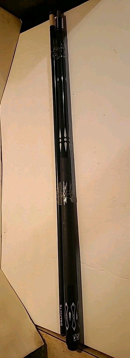 MINNESOTA FATS THE HUSTLER GRAPHITE GREEN BILLIARD POOL CUE STICK