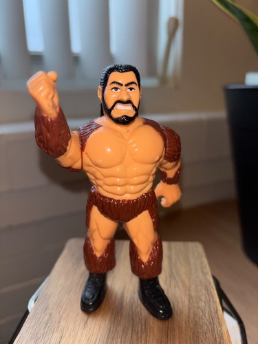 WWF GIANT GONZALEZ SERIES 10 1989 WRESTLING FIGURE...