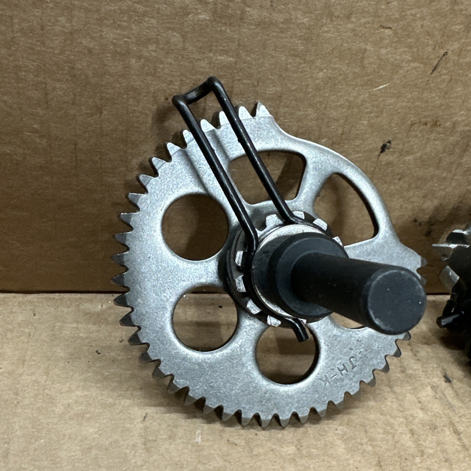 3.85" 98mm KICK START IDLE SHAFT GEAR ASSEMBLY GY6 150cc SCOOTERS ATVS KARTS