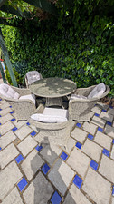 Rattan/Wicker 5-Piece Dining Set Round Clear Glass Table 4 Grey Chairs Cushions