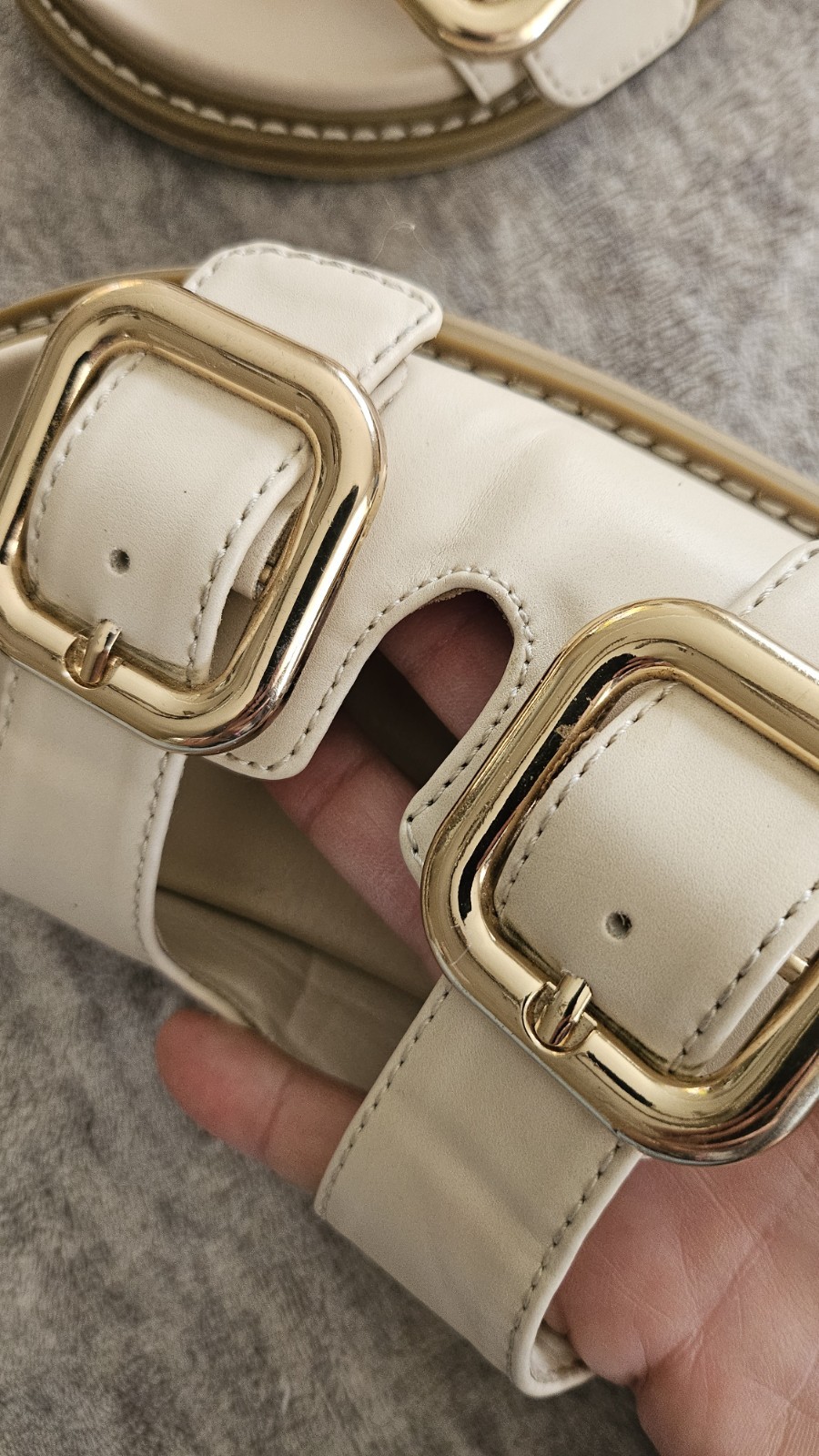 Universal Thread Bone Two Strap Buckle Slides 7.5 - image 7