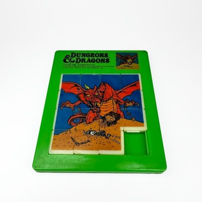 Vintage DUNGEONS & DRAGONS Sliding Finger Puzzle 1983 DND Red Dragon
