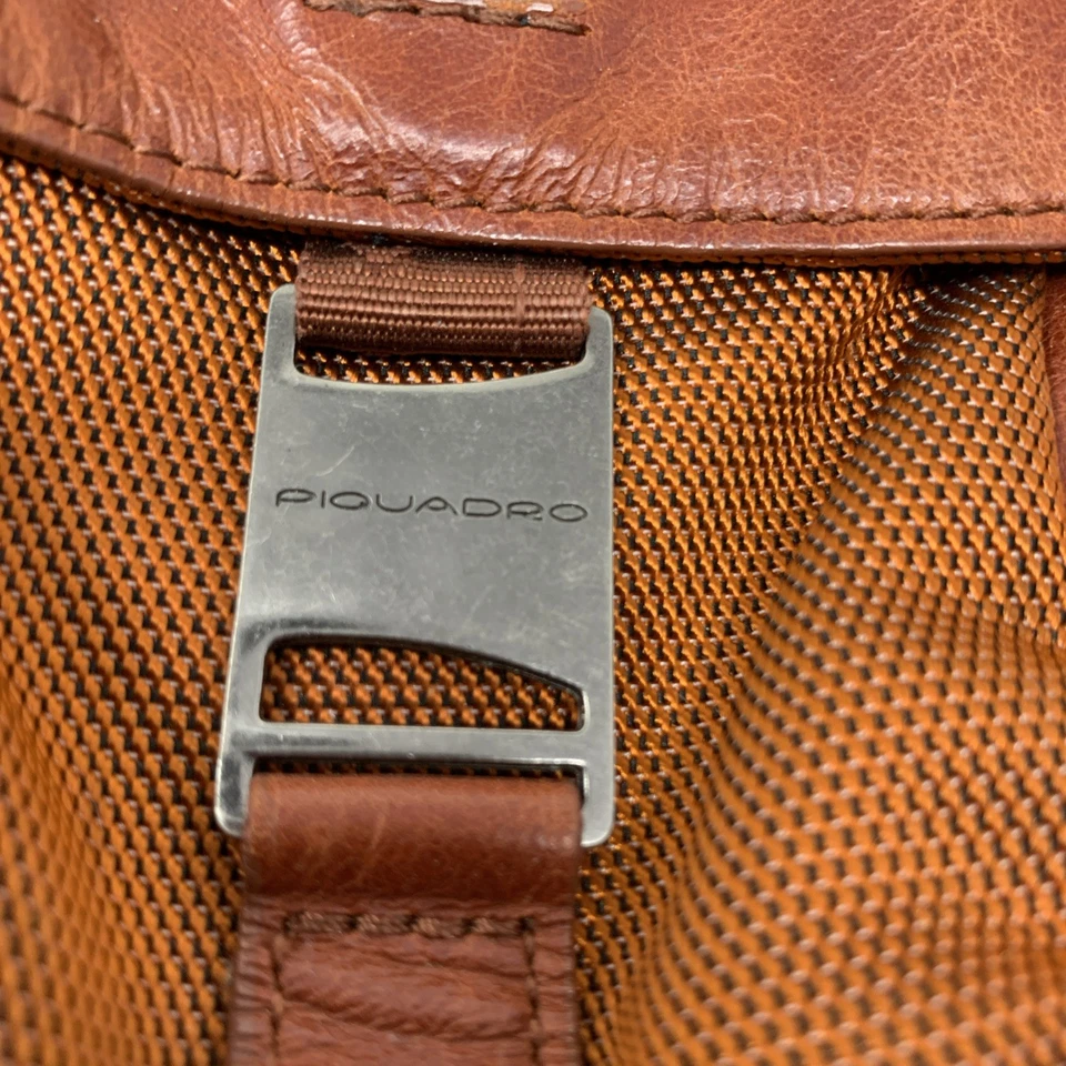 Рюкзак Piquadro мужской коричневый кожаный с регулируемыми ремнями с несколькими карманами для улицы - Изображение 4 из 4