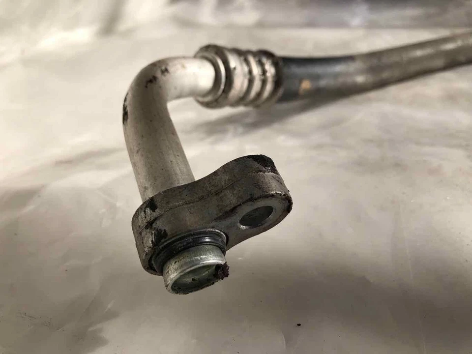 Manguera de descarga de refrigerante aire acondicionado Saturn S Series SL1 1999-2002 Foto 4 de 4