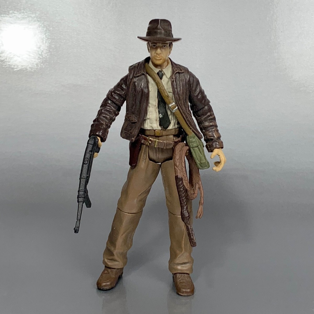 リアルアクションヒーローズ No.400 INDIANA JONES(TM) Indiana Jones INDY streets of cairo whip cracking action