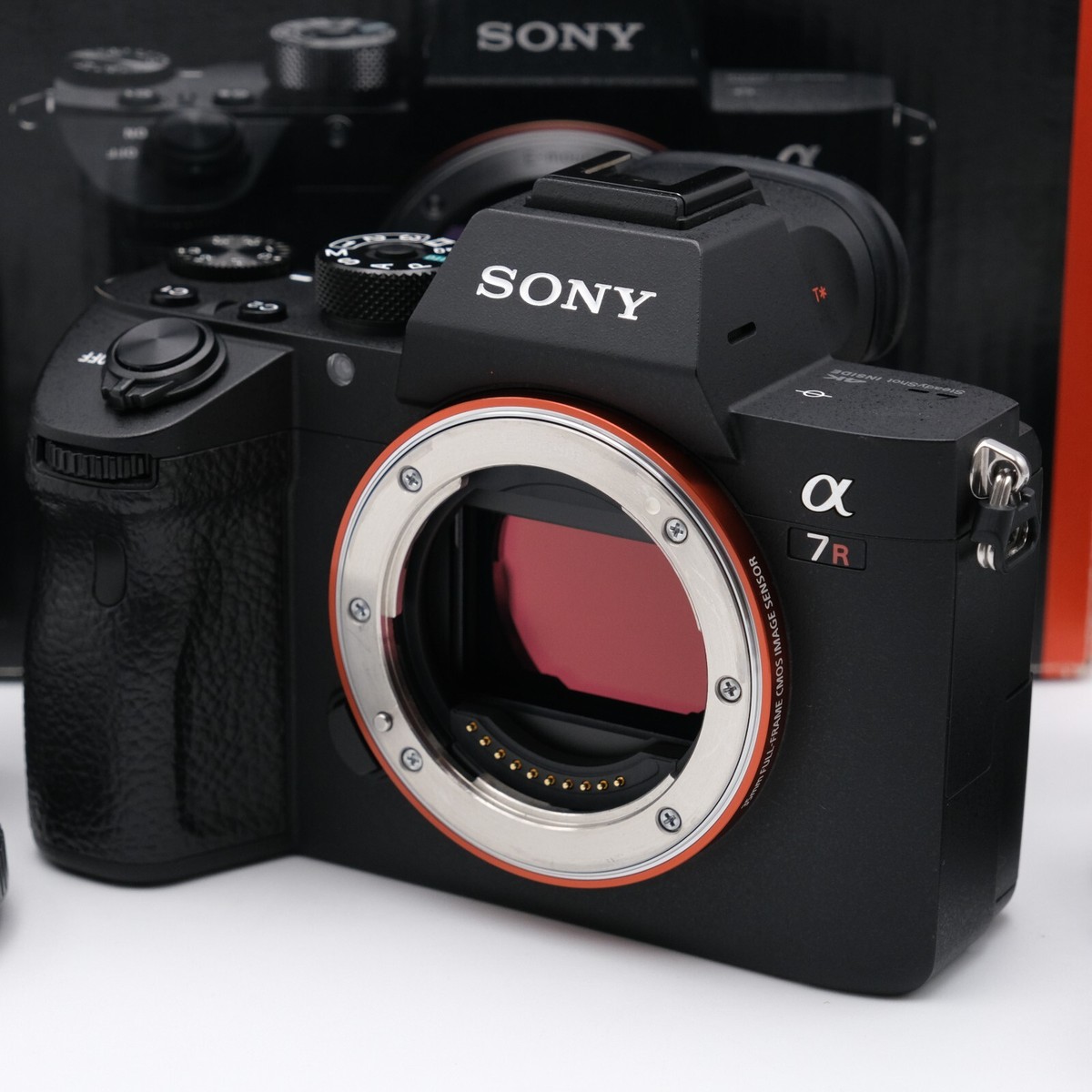 Sony A7R III A7R3 ILCE-7RM3 Mirrorless [Near Mint Sony A7R III A7R3 ILCE-7RM3 Mirrorless [Near Mint