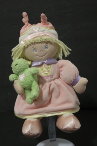 Baby Gund Princesa Bebé Muñeca Rubia Peluche Sostiene Rana Príncipe Vestido Rosa 58294 - Imagen 12 de 12