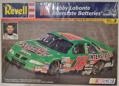 Revell Pontiac Grand Prix 1999 #18 ''Interstate Batteries'' Bobby Labonte
