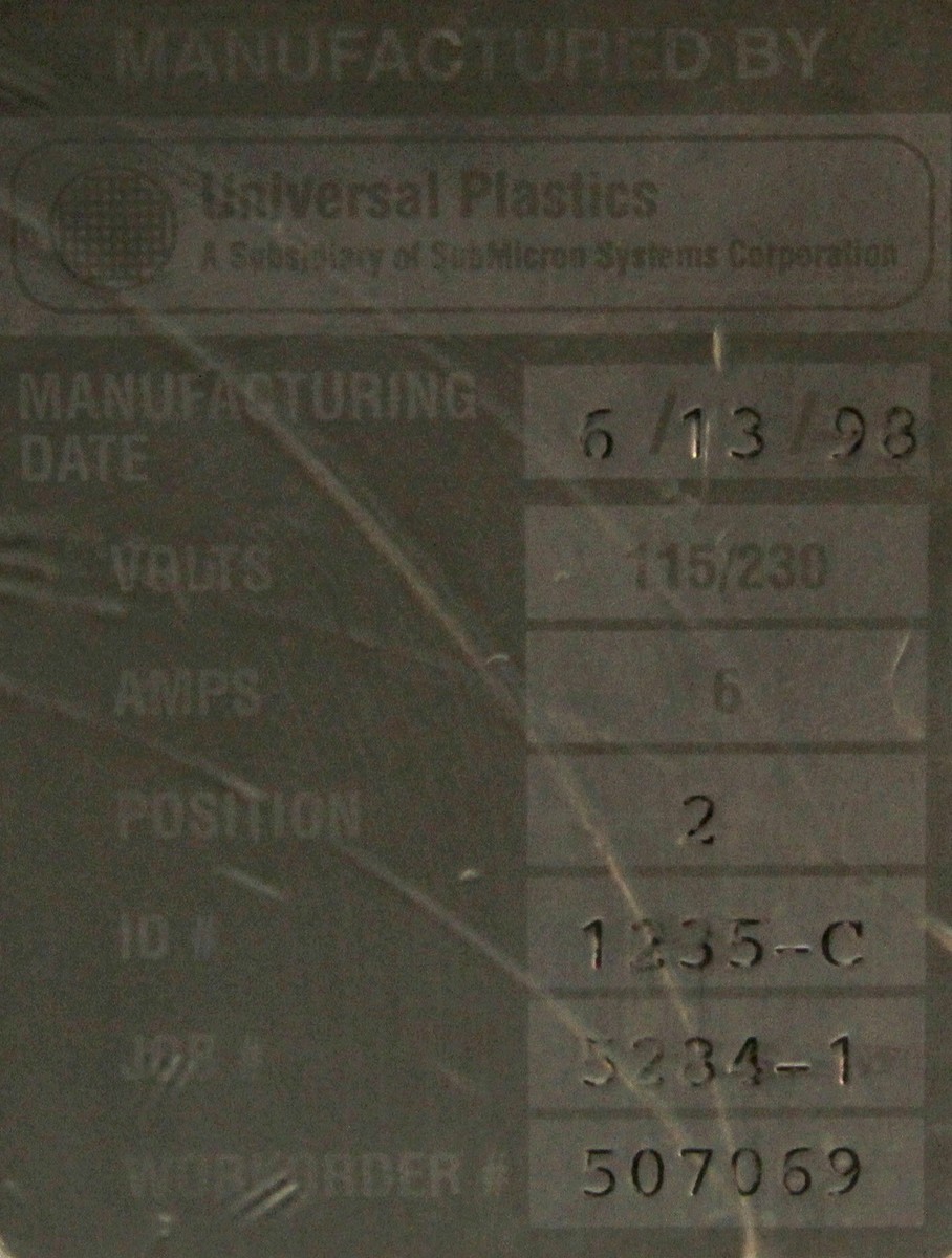 やまと 10573 SUBMICRON SYSTEMS CONTROLLER, UNIVERSAL PLASTICS 1235-C | eBay