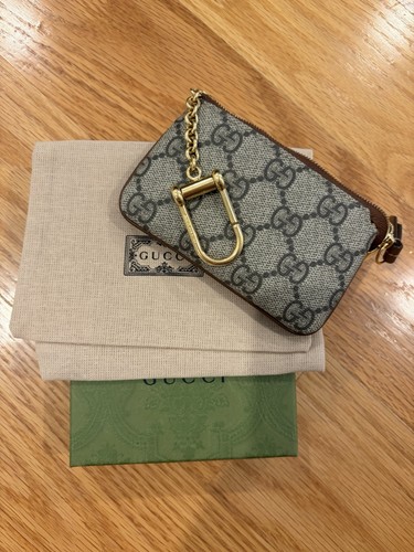 Gucci Supreme Monogram Pouch Key Cles