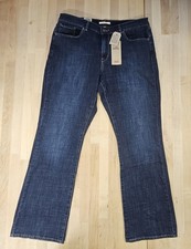 Levis Classic NWT Bootcut Jeans Womens Size 16 33 x 32 Inseam Medium Blue Denim