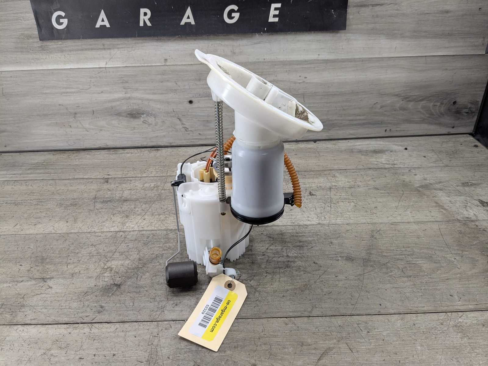 OEM BMW F22 F23 F30 F32 F33 F34 F36 Engine B58 Gas Fuel Tank Sending Pump Unit