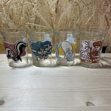 Welch's Jelly Jar Glasses Looney Toons Road Runner, Tweetie, sylvester, foghorn