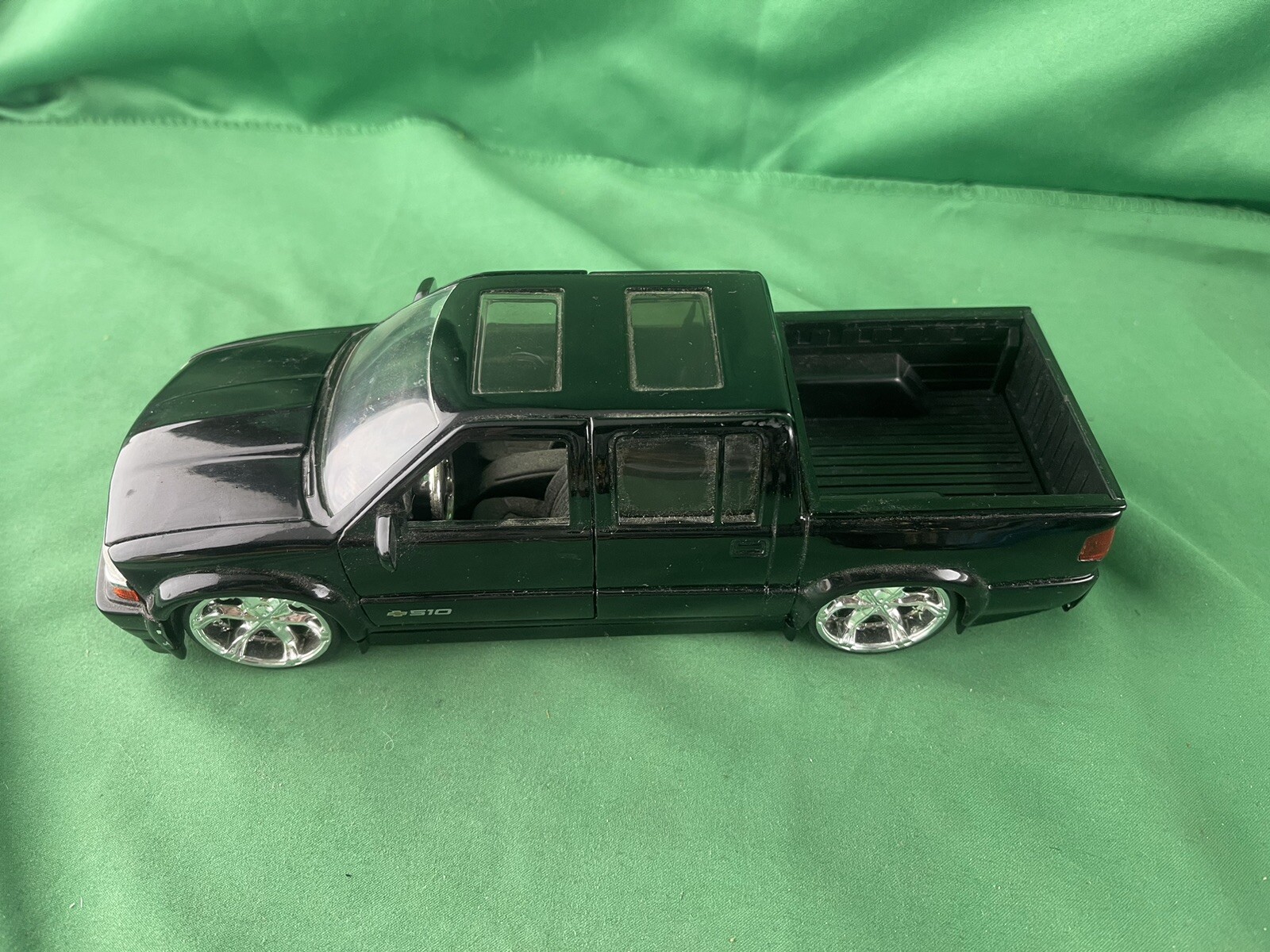 JADA TOYS DUB CITY 1:24 CHEVY S10 EXT CAB LOW RIDER 2000 BLACK RARE | eBay