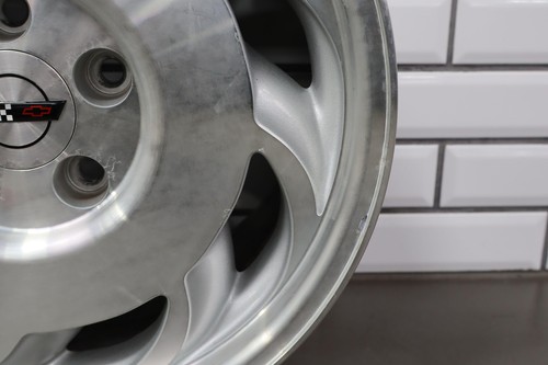 91-96 C4 Corvette Single (1) Left Driver Rear 17x9.5 Directional Blade Wheel - Picture 6 of 21