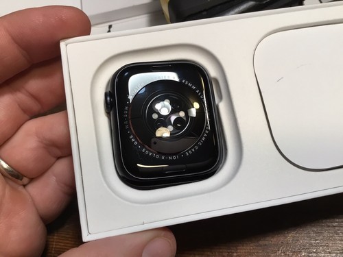 Apple Watch Series 9 45mm Aluminum Case with Sport Loop - Midnight Excellent - Zdjęcie 3 z 5