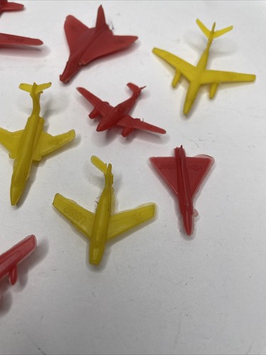 10 Vintage Miniature Airplanes Plastic 1960s MPC MINI USAF, RAF, France, Germany - Picture 9 of 21