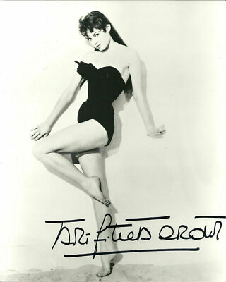 BRIGITTE BARDOT Original Autogramm signiertes 20x25 Großfoto sexy Top Portrait
