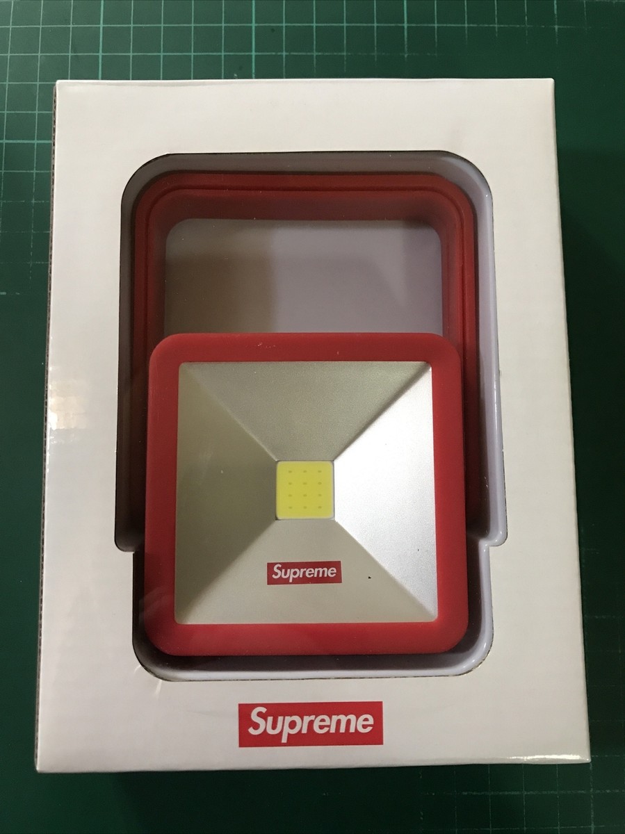 Supreme Fw18 Red Magnetic Kickstand Light | eBay