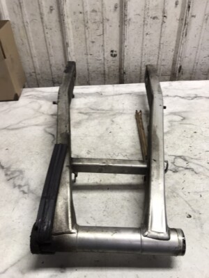 86 Yamaha FZX700 FZX 700 Fazer Swingarm Swing Arm 
