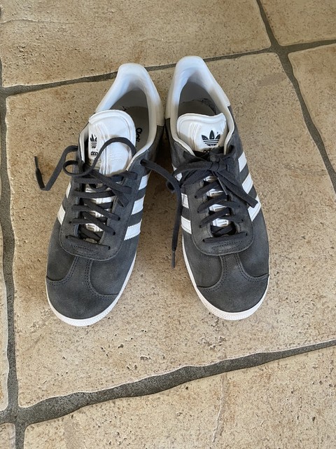 UK 8.5 - adidas Gazelle Grey - BB5480 
