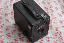 Excellent Target Kodak Six-20 Brownie Box film Camera, a Real Americana