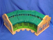 Fisher Price Thomas  Friends Wood Train Roundhouse Tidmouth Sheds GGG72