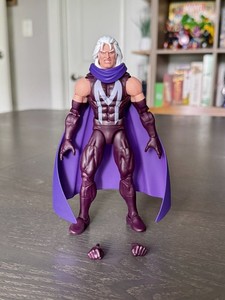 Marvel Legends Series Magneto, Action Figure 9,5 Cm, Eroi E Supercattivi Marvel, Design Classico, Giocattolo Da Collezione Per Bambini E Adulti