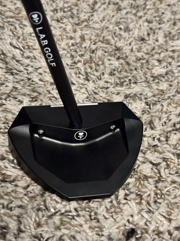 Lab Oz.1i 34 Inch Black Putter Right Handed with Black Accra Shaft (brand New) - Image 2 of 4