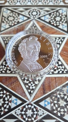 2009 Abraham Lincoln Commemorative Proof Silver Dollar - Original US Mint Case