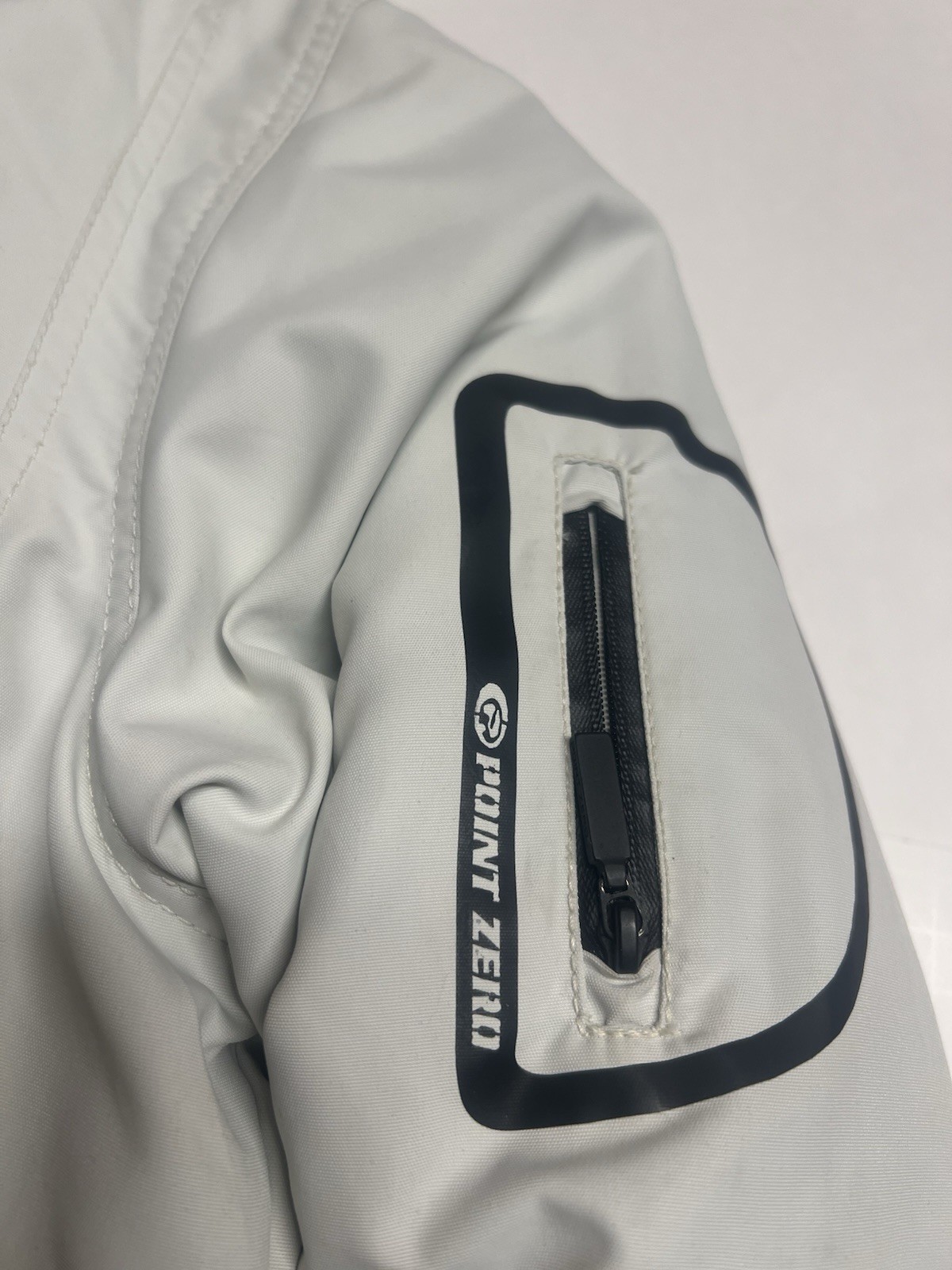 Point Zero jacket Fur Hood White Size medium Mult… - image 4