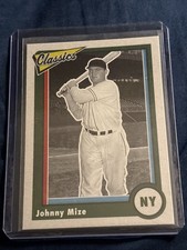 2023 PANINI-CHRONICLES CLASSICS JOHNNY MIZE GREEN PARALLEL #30 NM/M YANKEES HOF