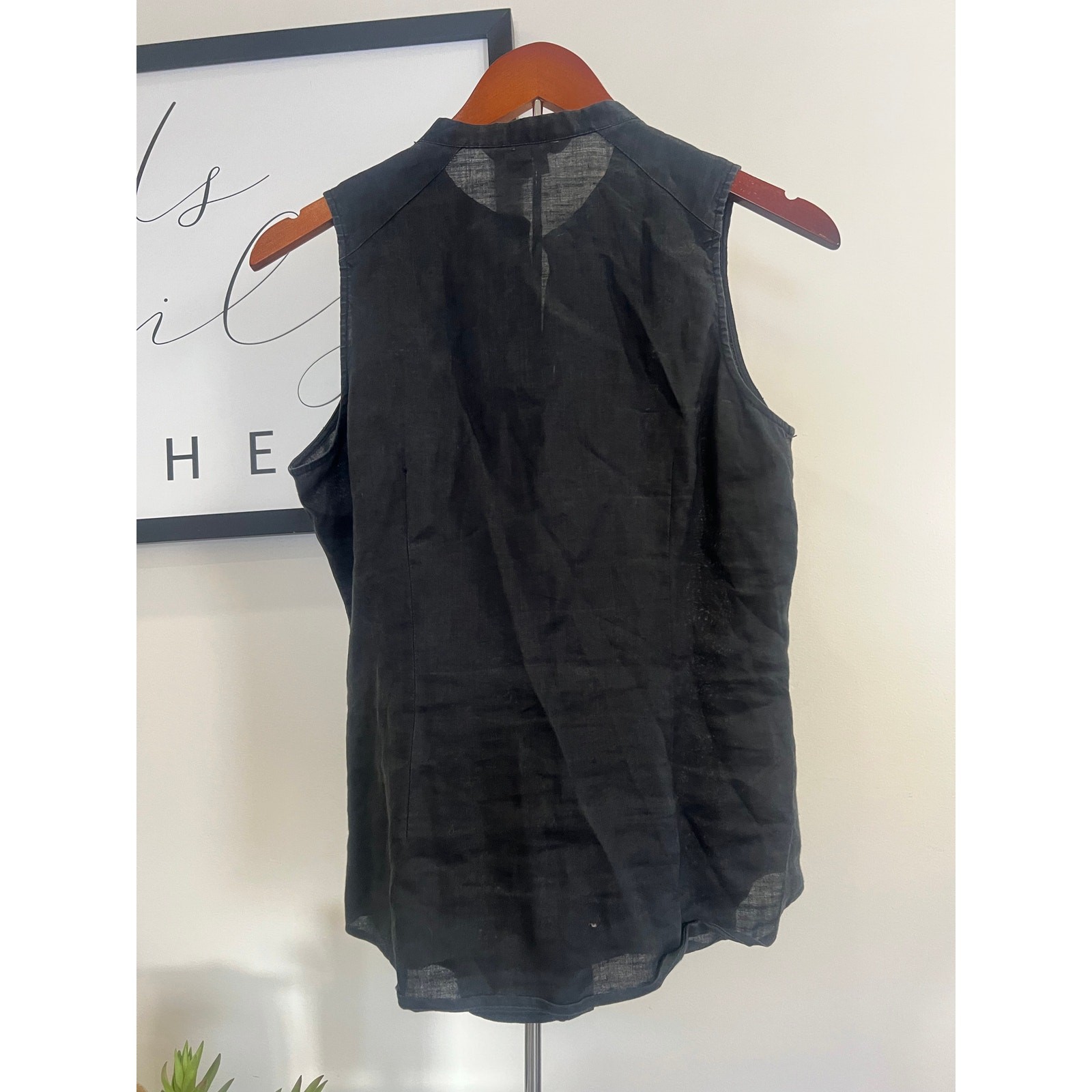 🖤 Zara Basic Sleeveless Button-Down Blouse – Siz… - image 5