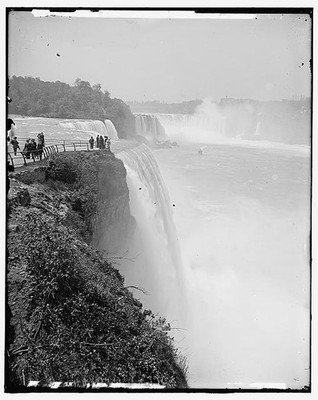 Prospect Point,Niagara Falls,River,cliffs,spectators,water,New York,NY,1900