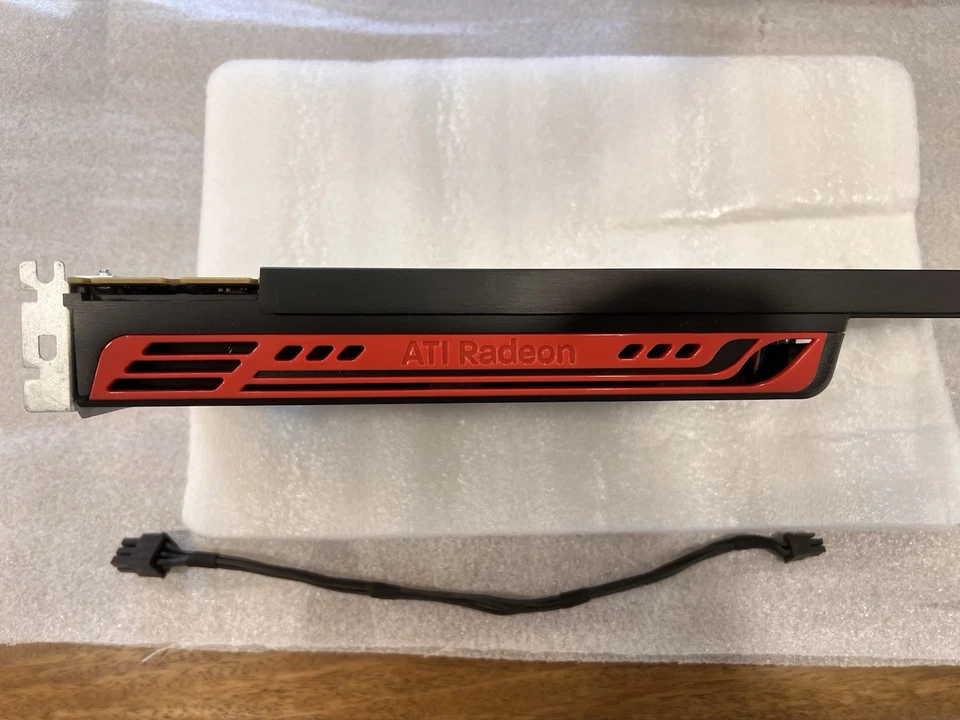 Tarjeta de video genuina Apple Radeon HD 5770 1 GB para Mac Pro 4,1 5,1 2009 2010 - 2012 Foto 3 de 4