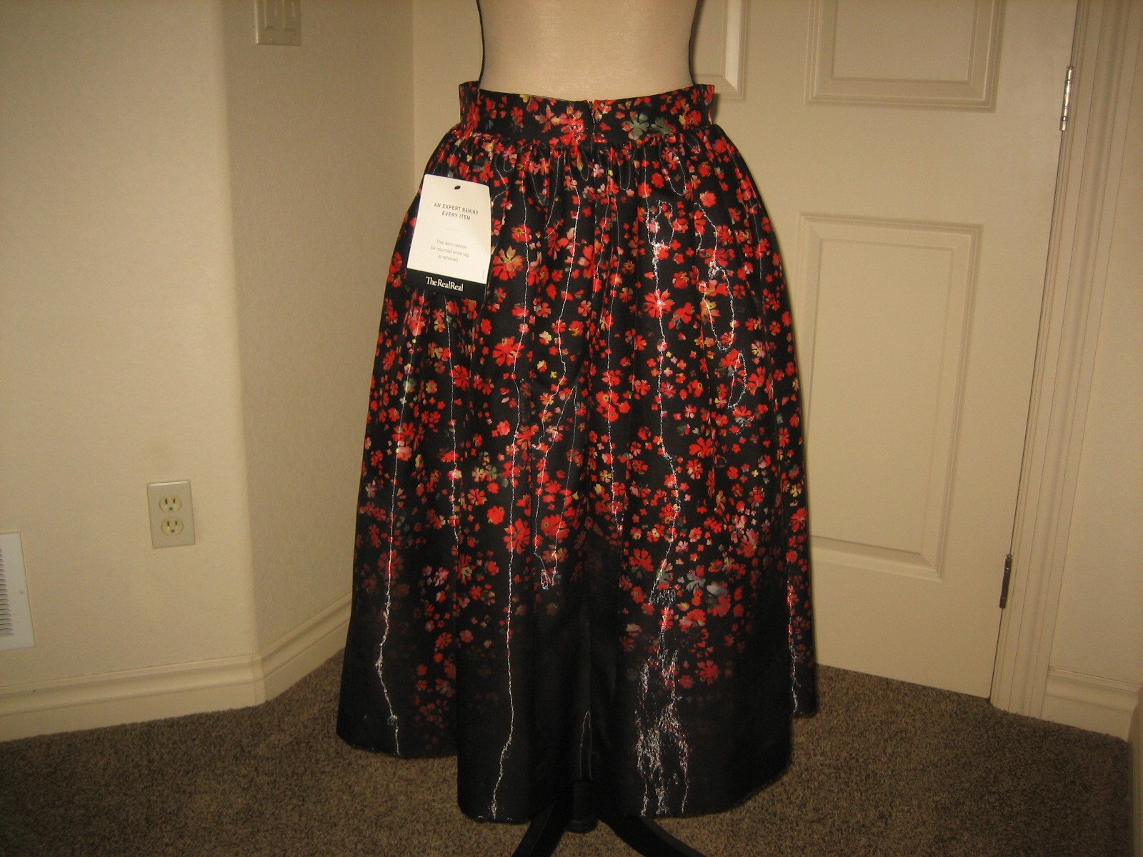 Picture 4 of 7
