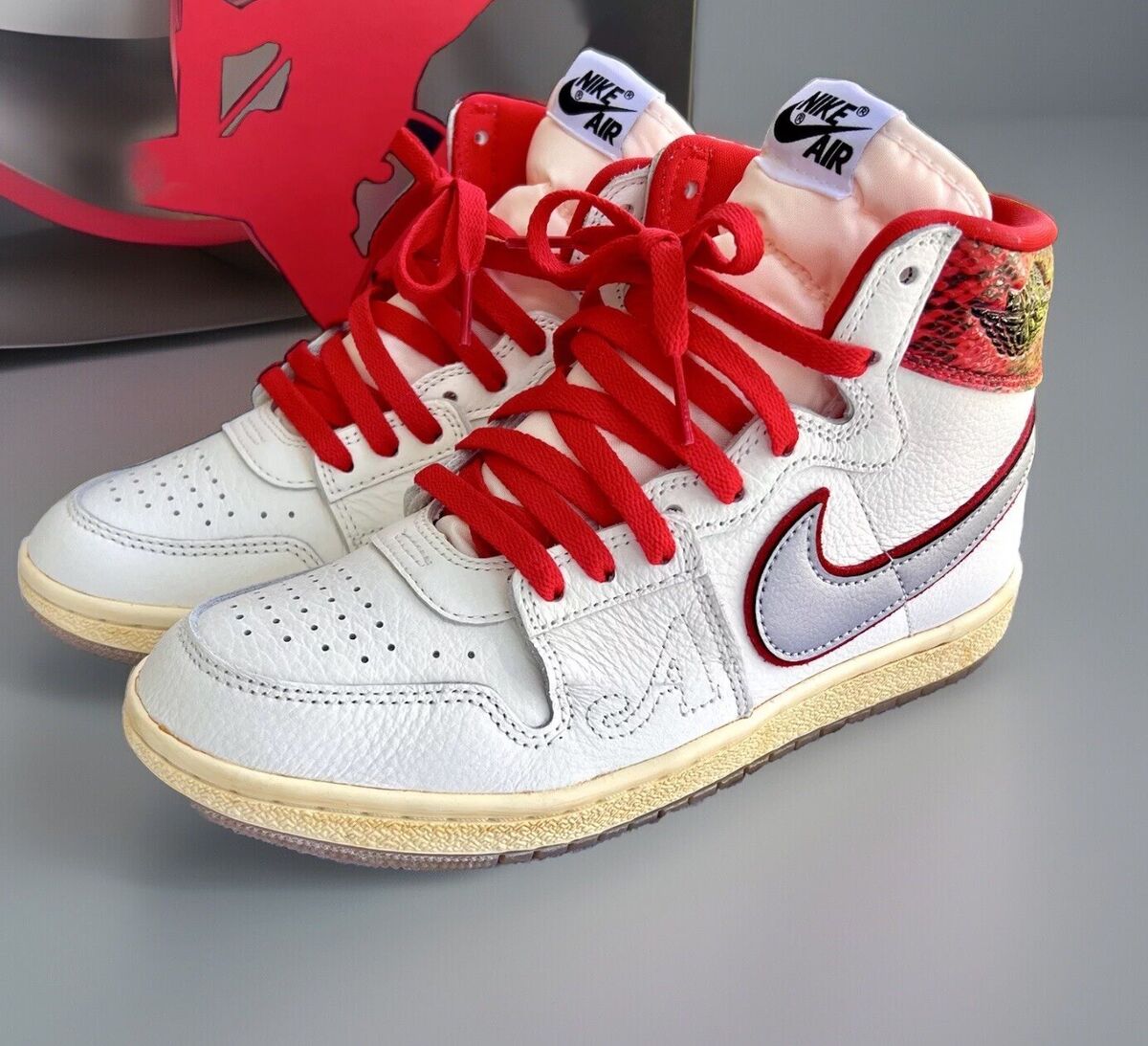 Jordan Awake NY Air Ship SP University Red FN8675-100 US Jordan Awake NY Air Ship SP University Red FN8675-100 US