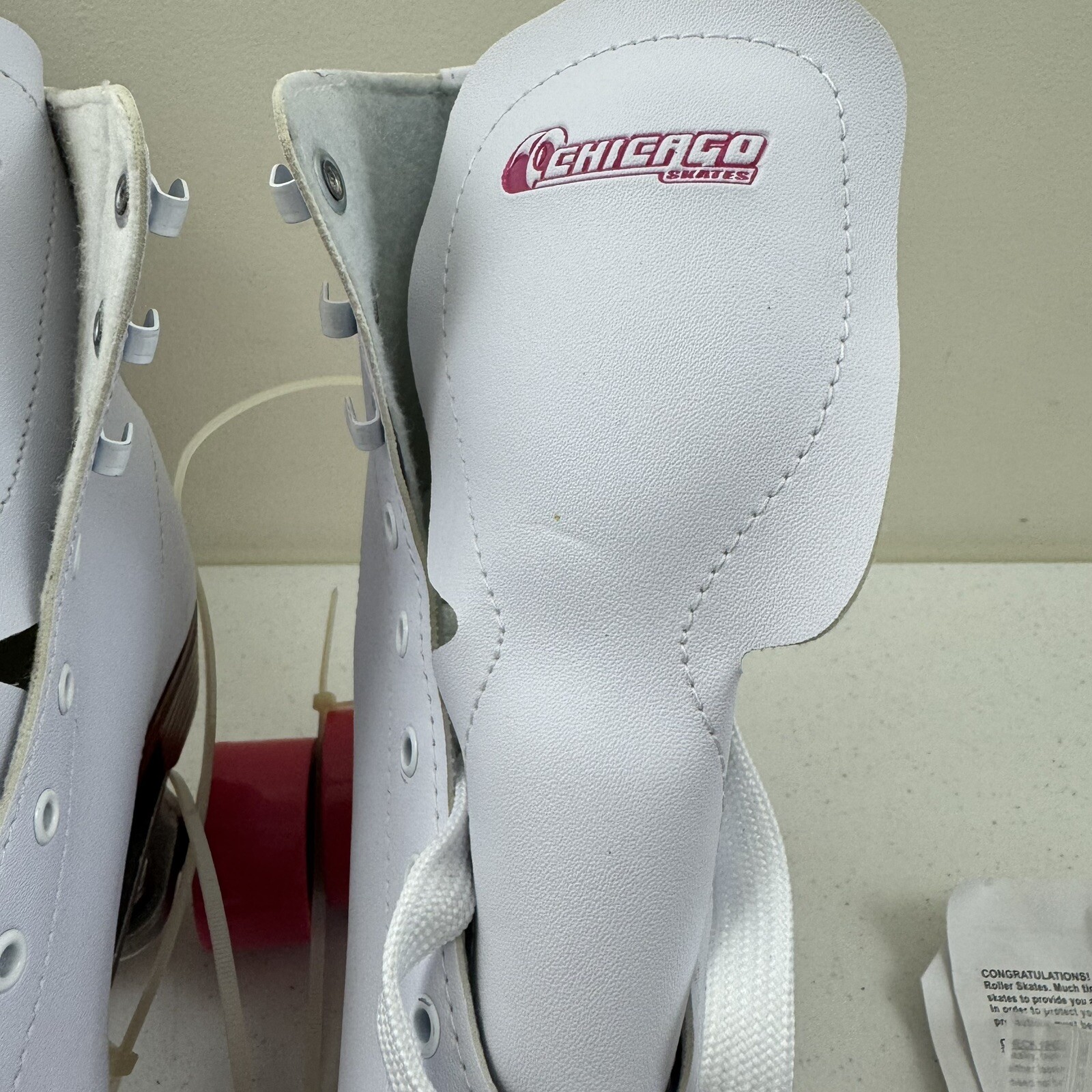 Chicago Ladies Classic Quad Roller Skates White With Pink Wheels US ...