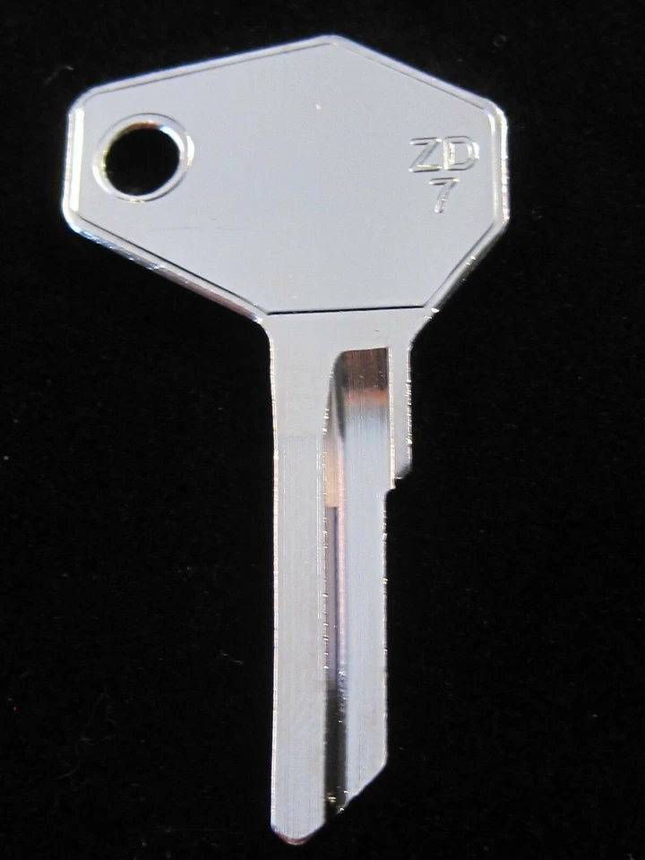 Llave de encendido ZD7 MOTO GUZZI en blanco anterior a 1995, bloqueo de horquilla TRIUMPH 2006+, Kawasaki Foto 2 de 4