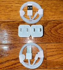 2x OEM Lightning Cable Wall Charger Adapter Apple iPhone 14 13 12 11 XS