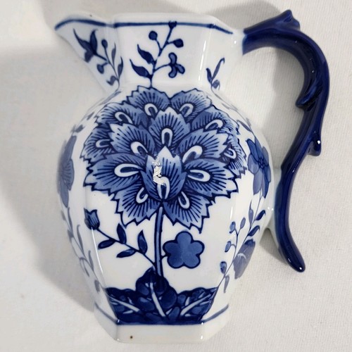 Juego de 3 jarrones de bolsillo de pared de porcelana azul y blanco Baum Bros Formalities - Imagen 11 de 16