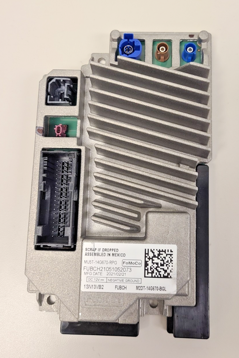 ムク SAR 117/08 OEM Ford SYNC-G4 APIM Module 32GB MU5T-14G670-RPG Reflashed M2DT