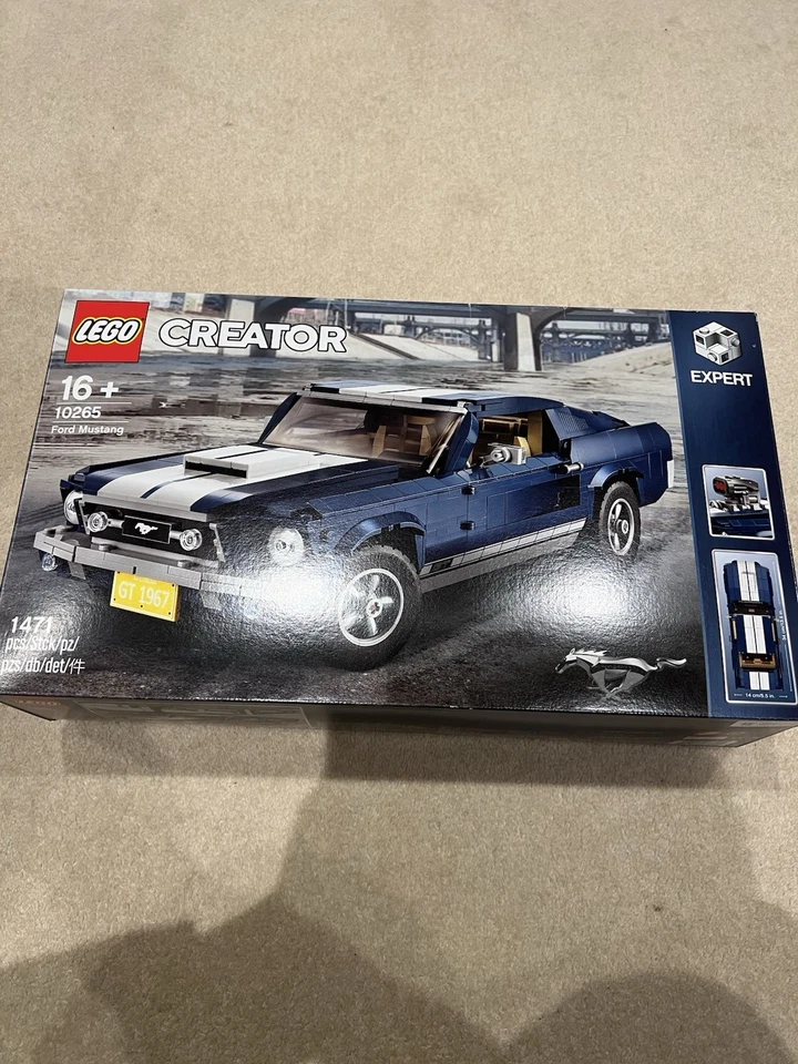 LEGO Creator 10265 Ford Mustang, photo 1 of 2