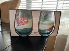 Set Of  2 Wine Glasses