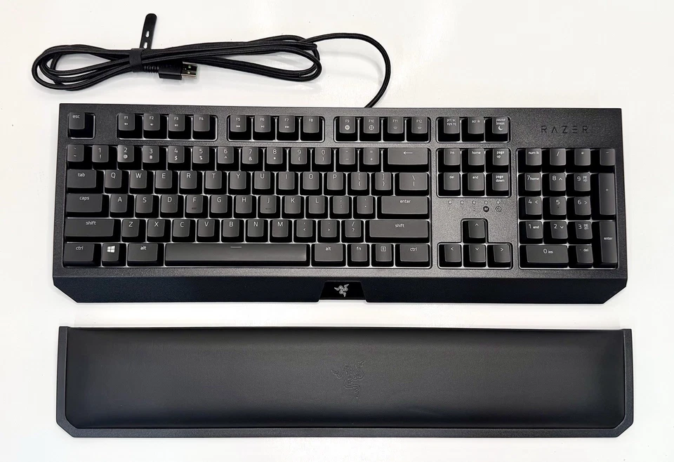 Razer BlackWidow Wired Gaming Mechanical Green Switch Keyboard - Image 2 of 4